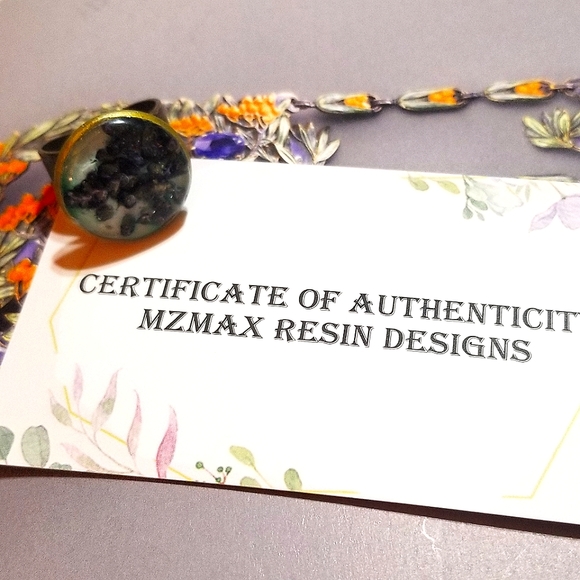 MzMax Resin Designs Trapped Natural Lavender Ring - Picture 9 of 9